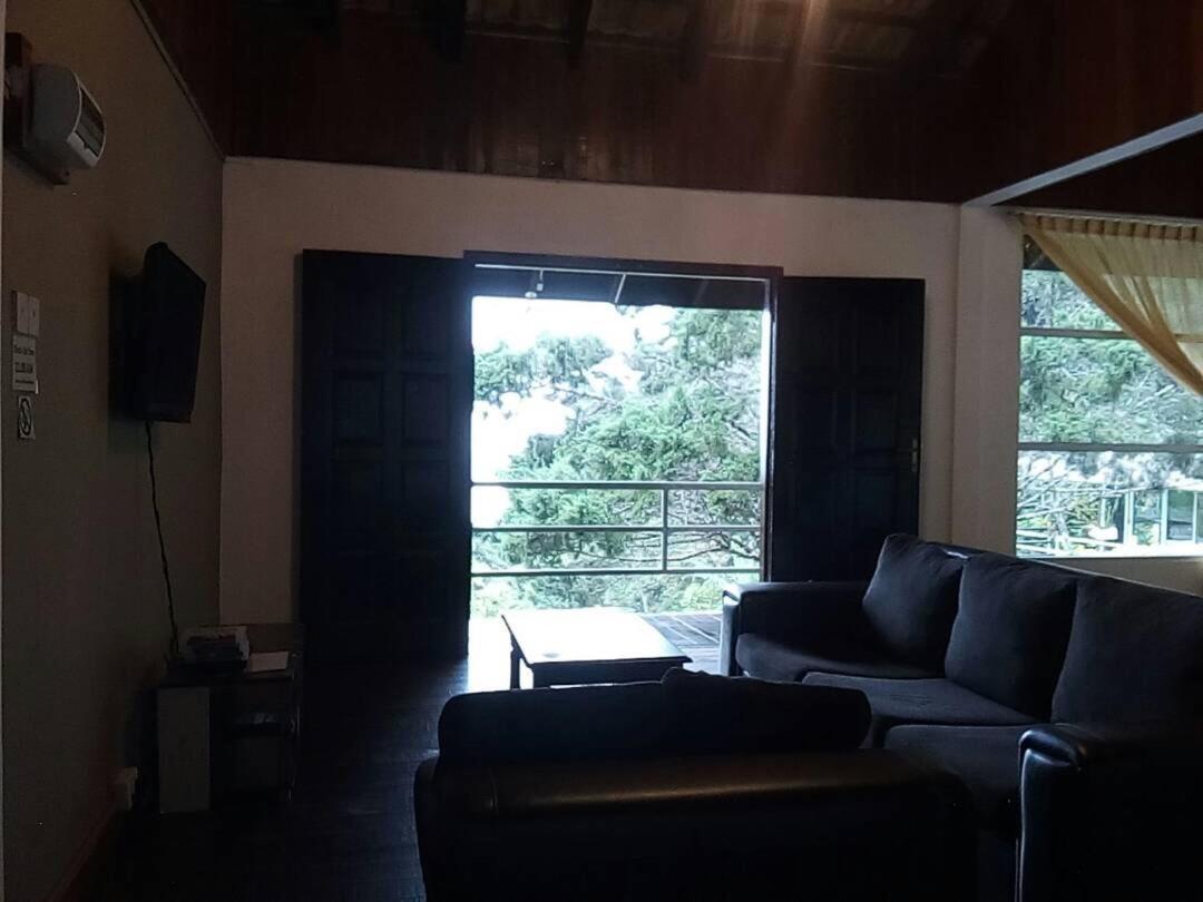 J Residence Kampong Kundassan Habitación foto