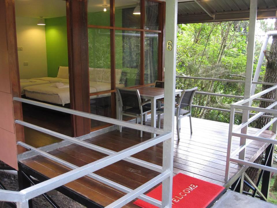 J Residence Kampong Kundassan Habitación foto